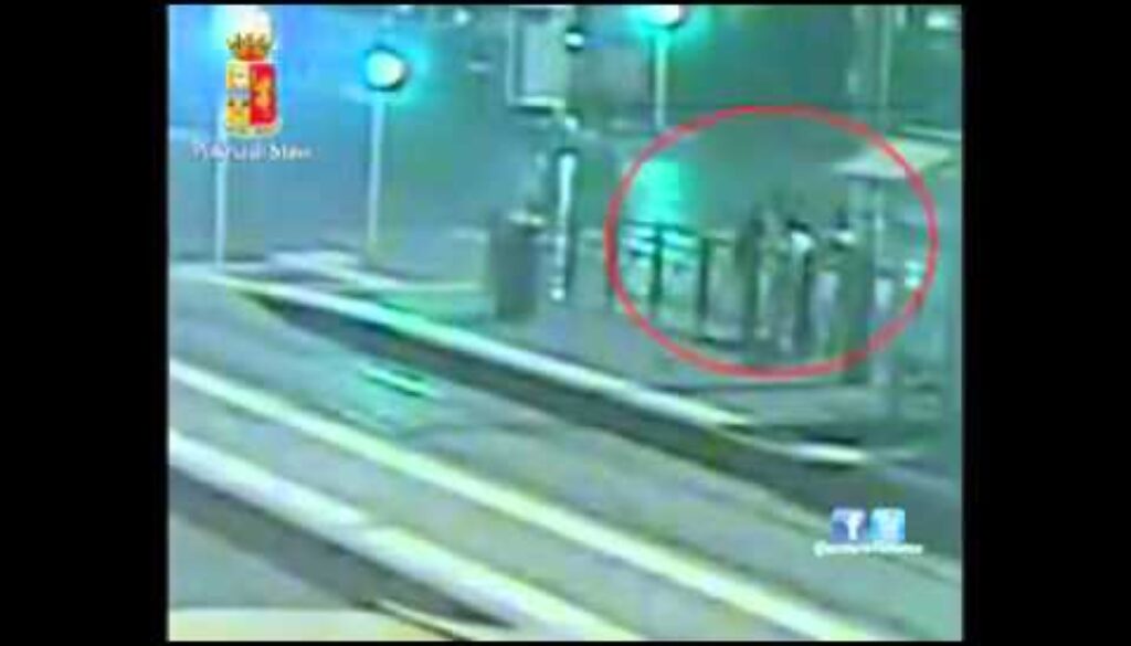 Sgominata una baby gang di egiziani attiva alla Stazione Termini – VIDEO