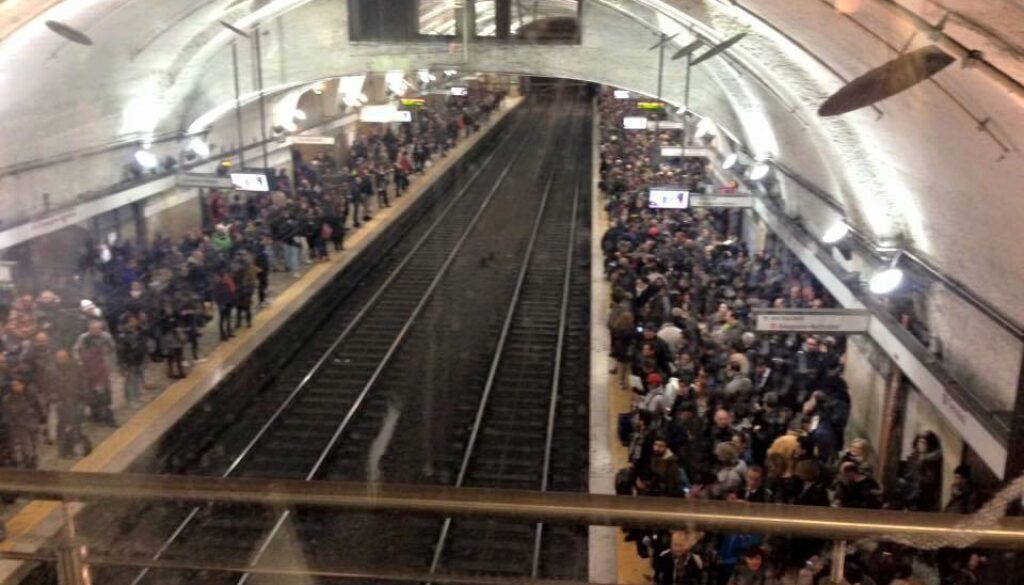 metro b, stazione bologna