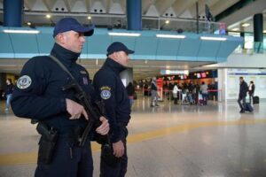 Terrorismo: controlli liste passeggeri Paesi a rischio Terrorismo: controlli liste passeggeri Paesi a rischio