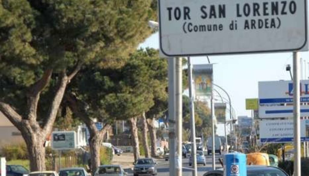 Aggredisce e rapina straniero a Tor San Lorenzo