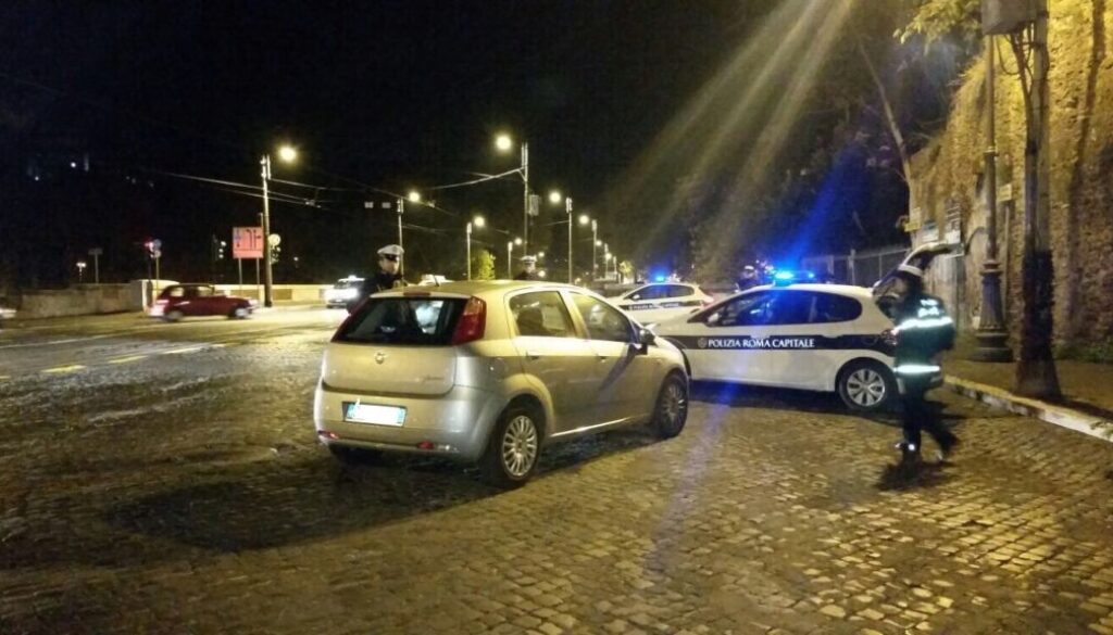 Controlli dei vigili sulla Laurentina e la Colombo Controlli dei vigili sulla Laurentina e la Colombo