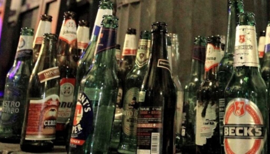 Di giorno frutteria e di notte birreria
