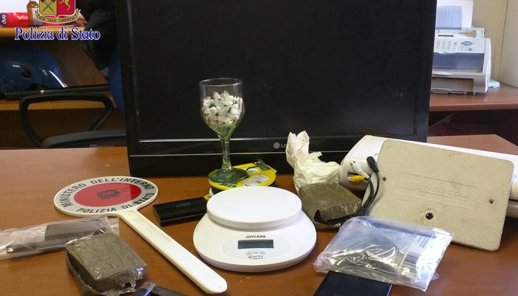 Droga nei cuscini e nei calici di vino a Torrevecchia