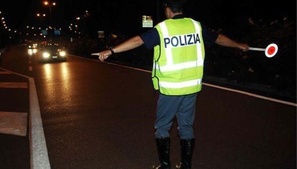 Fuggono sul GRA all'altezza della Centrale del Latte