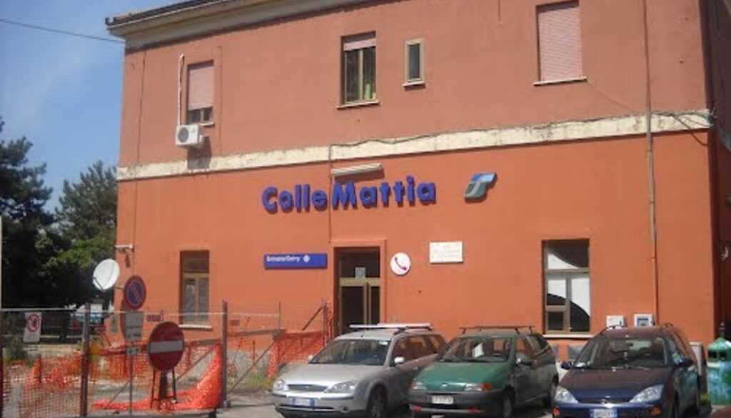 Investito da un treno alla stazione di Colle Mattia