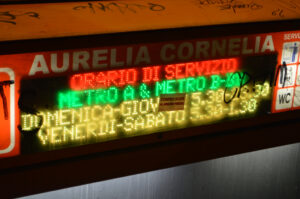 Nuovo allarme bomba alla stazione Cornelia della Metro A