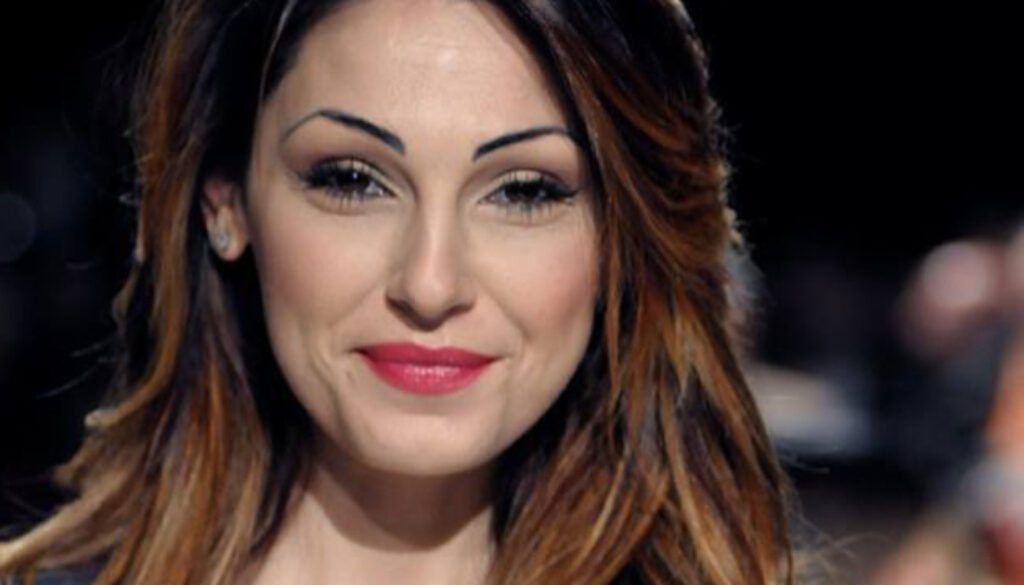 anna-tatangelo