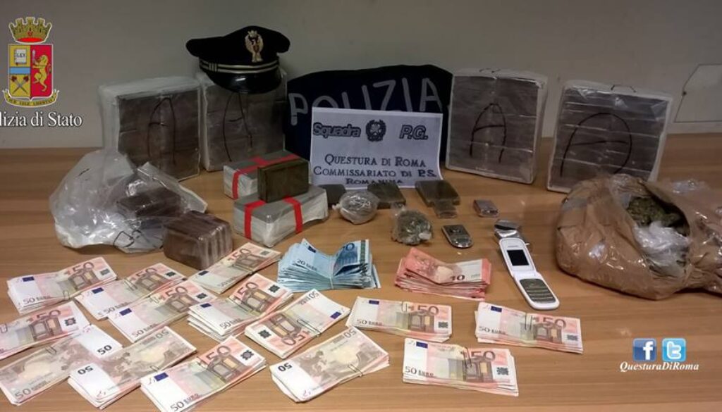 Droga e soldi in garage alla Muratella