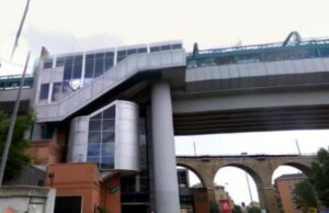 Investita da un treno della linea Fl3 alla Stazione Valle Aurelia