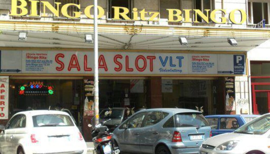 Rapina in una sala bingo a viale Somalia