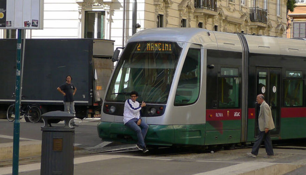 Tram 2 Tram 2