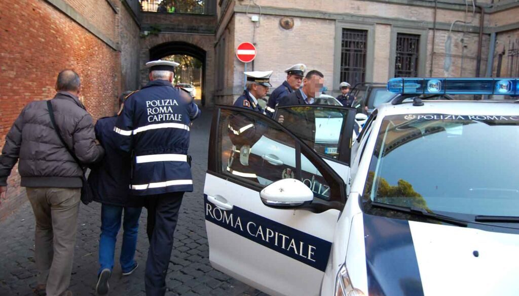 Truffa della foto ricordo al Vittoriano