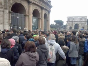 file-per-i-controlli-antiterrorismo-al-colosseo