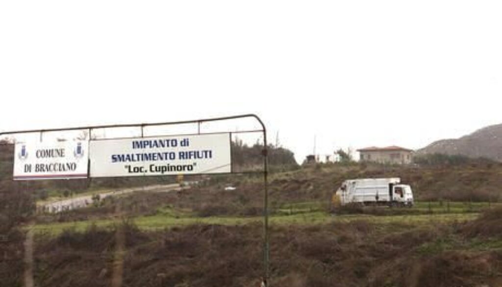 rischio esplosione nella discarica di Cupinoro