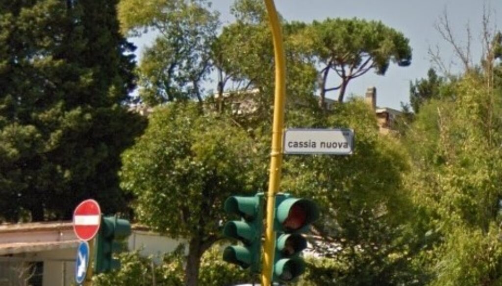 Uomo muore di freddo Uomo muore di freddo
