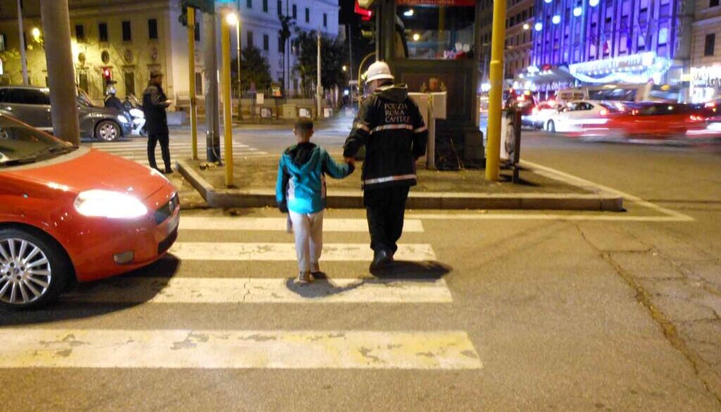 bambino perso zona Manzoni vigili
