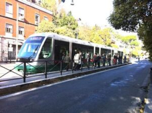 Trastevere tram 8 M5S
