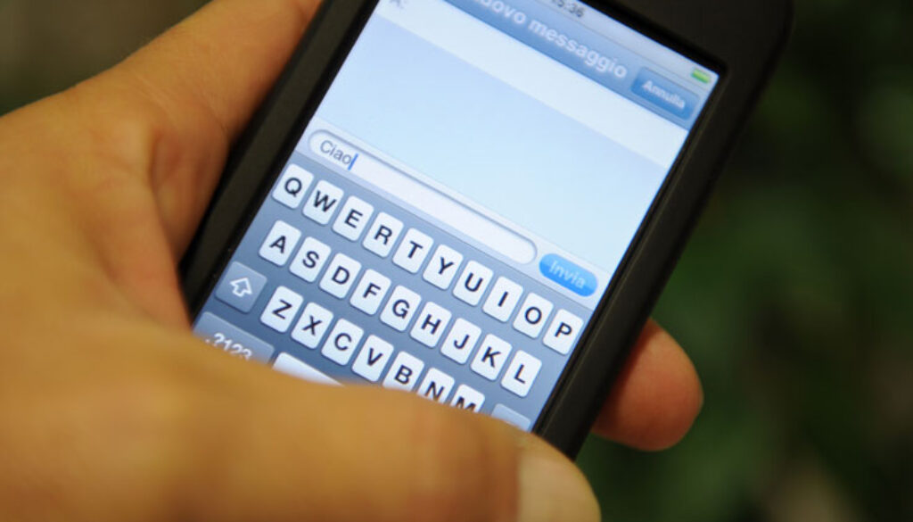 telefonino_sms_cellulare