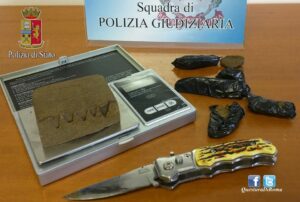 Blitz antidroga a Primavalle, San Lorenzo e San Basilio Blitz antidroga a Primavalle, San Lorenzo e San Basilio