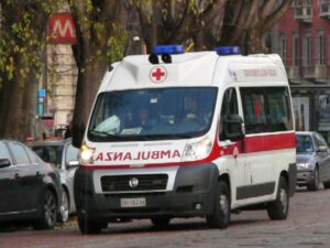 Ciampino pirata investe 12 enne
