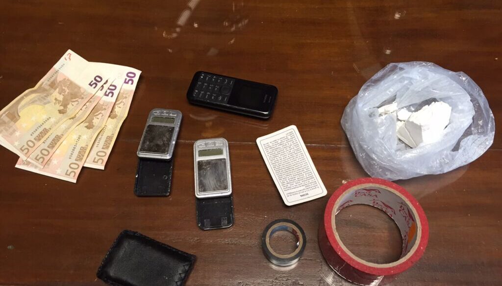 Controlli antidroga alla Borghesiana e Tor Bella Monaca