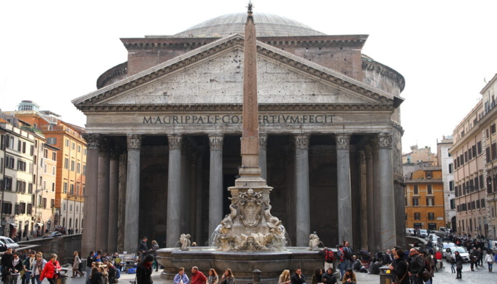 Furti a turisti e negozi a piazza Venezia, Pantheon e Testaccio