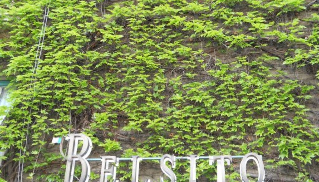 Incendio nel magazzino di un residence alla Balduina