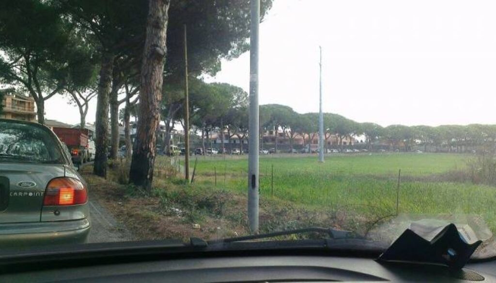 Incidente tra ambulanza e furgone sulla Palombarese