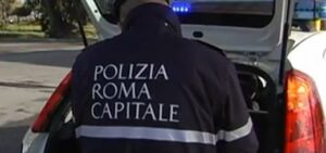 Incidente tra auto e moto a Mezzocammino Incidente tra auto e moto a Mezzocammino