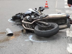 Incidente tra moto e minicar a Corso Vittorio 7
