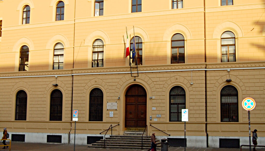 Lite al tribunale di via Lepanto