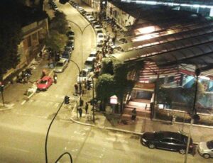 Luca Aubert mercatino abusivo metro Cipro Luca Aubert mercatino abusivo metro Cipro