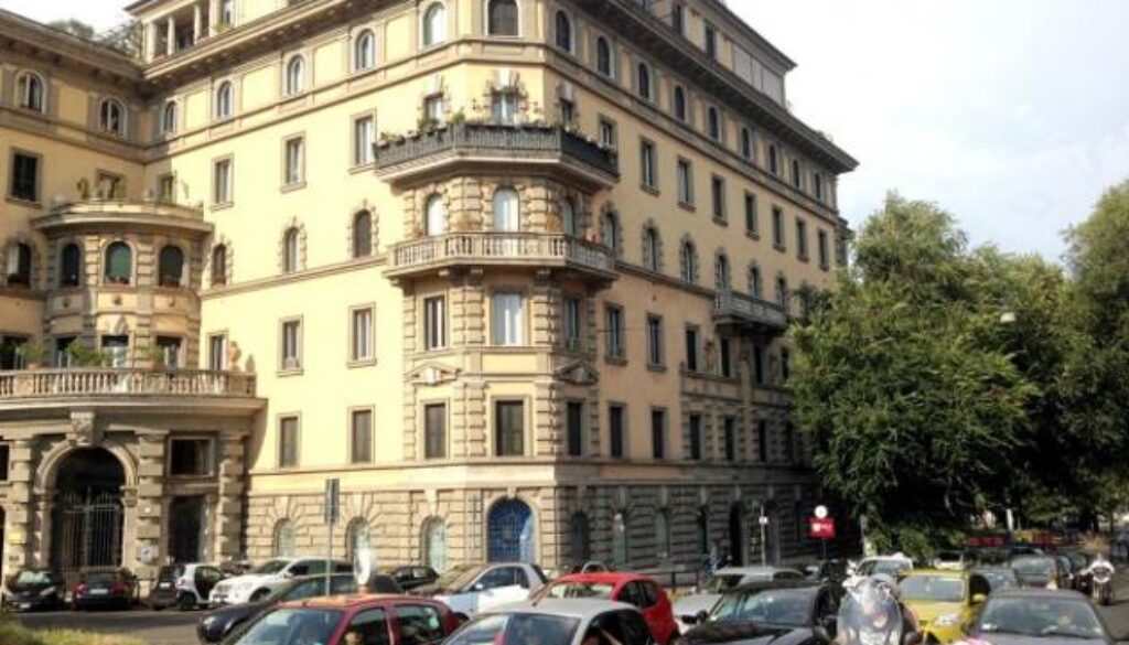 Scandalo affitti in centro