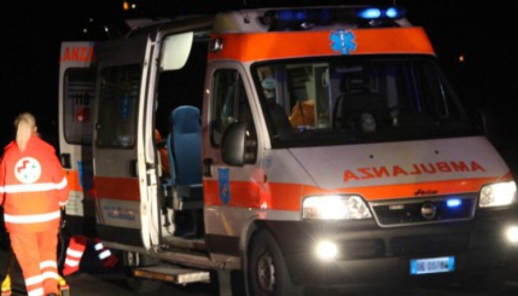 Scontro frontale tra due auto a Grottaferrata