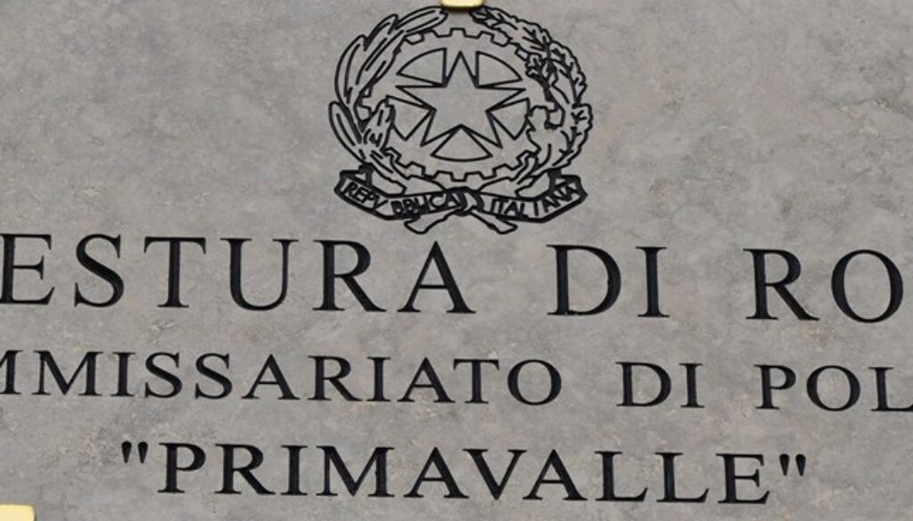 Scoprono la droga del figlio a Primavalle
