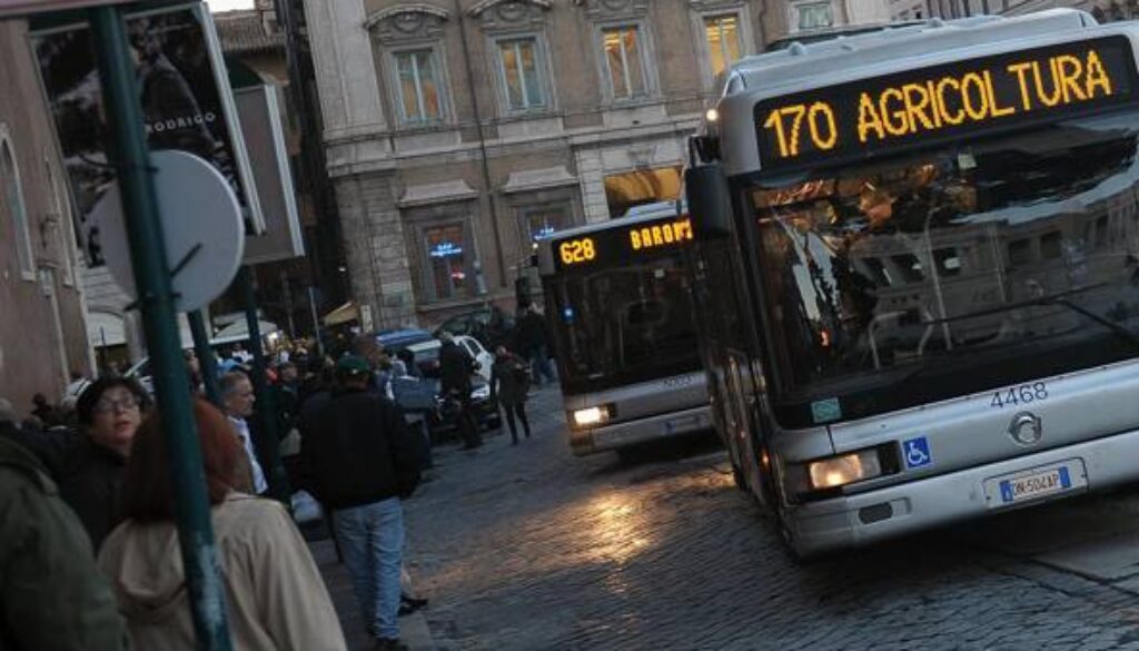 Aggredisce 2 controllori sul bus 170