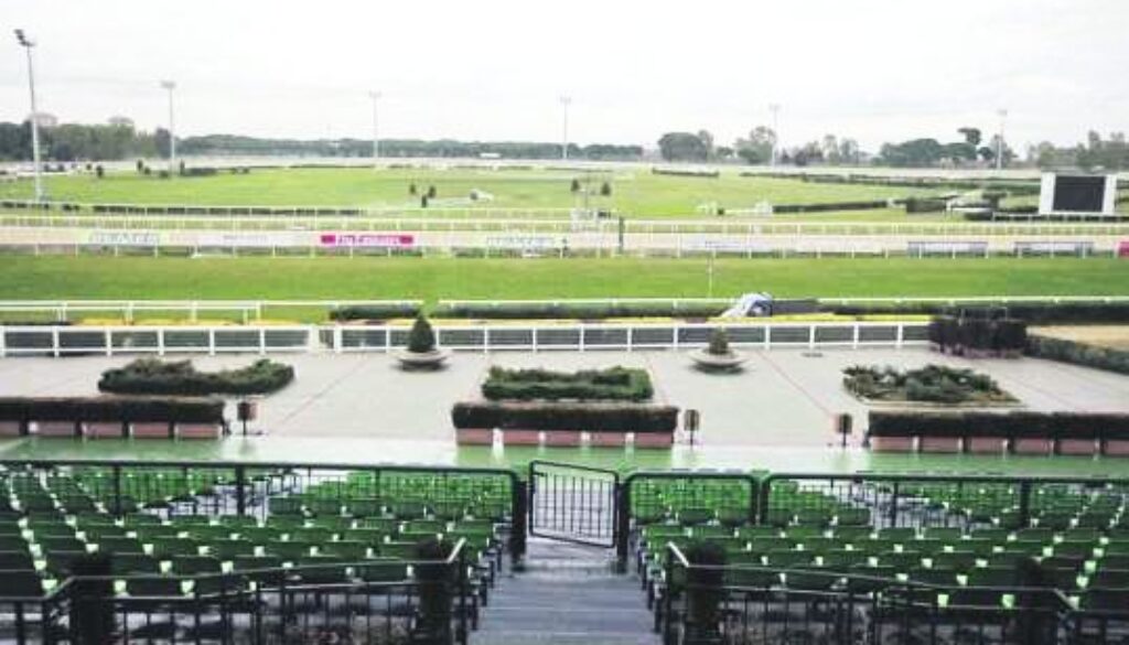 Ippodromo di Capannelle a rischio chiusura