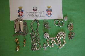 Ricettazione di oro e preziosi a Boccea