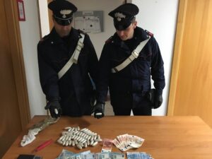 Sorpreso con 51 ovuli di eroina a Monte Compatri Sorpreso con 51 ovuli di eroina a Monte Compatri