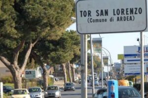 Aggredisce-e-rapina-straniero-a-Tor-San-Lorenzo