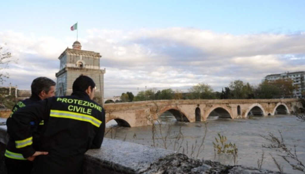 Allerta per Tevere e Aniene