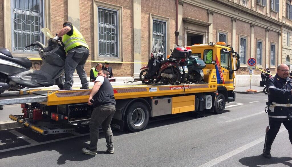 Divieto di parcheggio a via Marsala