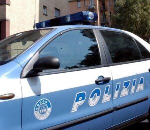 Minaccia-di-lanciarsi-dal-balcone-al-Nomentano Minaccia-di-lanciarsi-dal-balcone-al-Nomentano