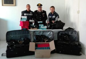 Papavero da oppio e 20 mila pasticche ad Anzio