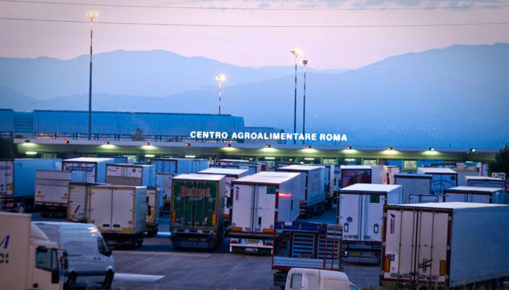 Rapina con sparatoria vicino al Car di Guidonia