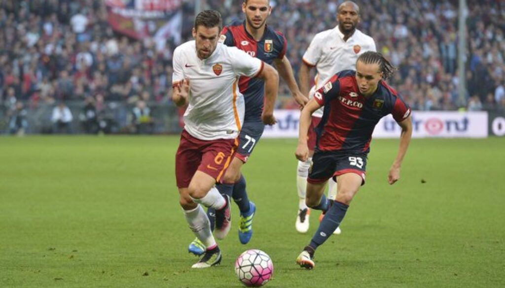 Strootman Genoa-Roma