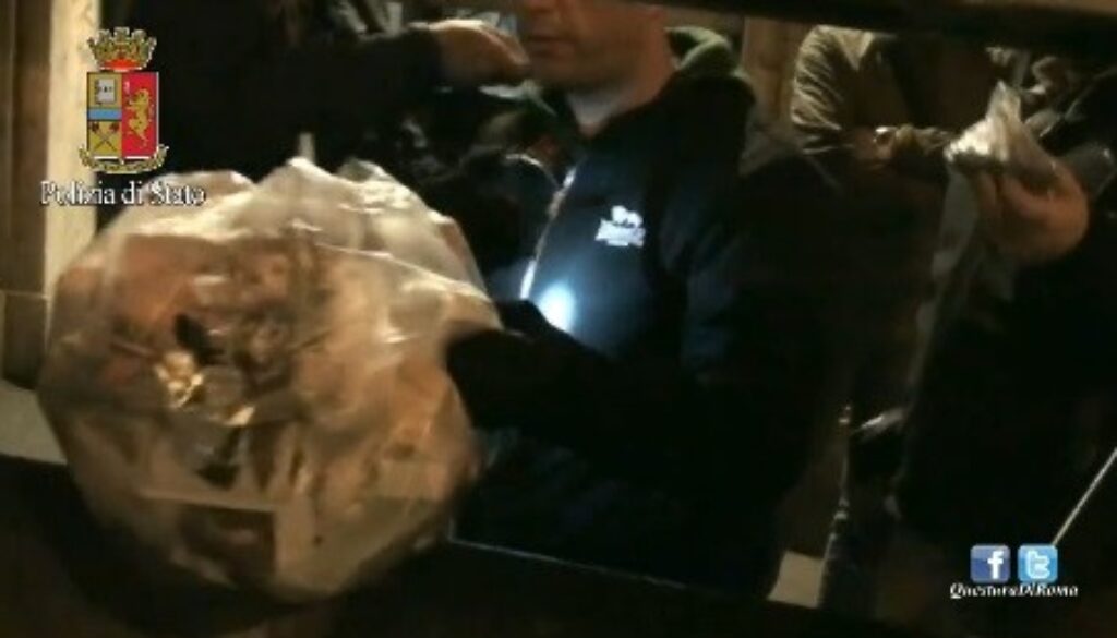 Truffa dello spaccio al Pigneto