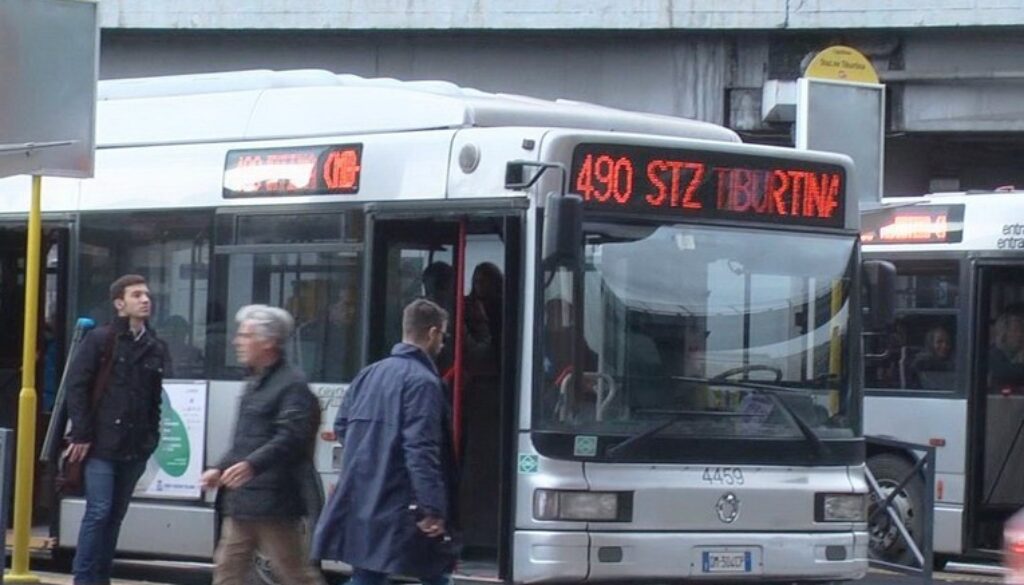 autobus-490-765x510