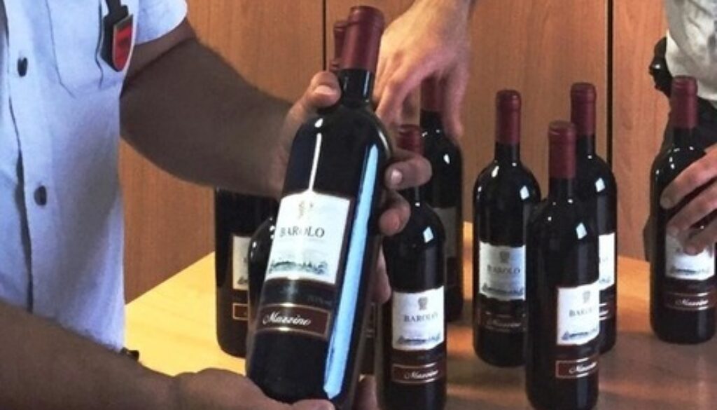 1885487_vino_w