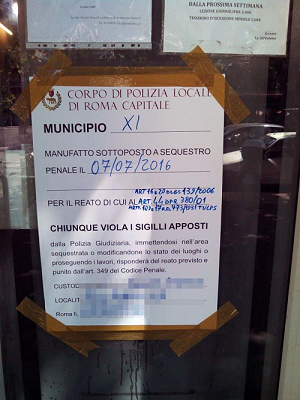 Scuola di danza e affittacamere abusivi, sigilli della Polizia Locale - Foto